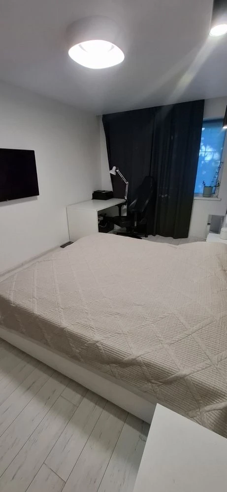 Продам 2х квартиру метро Академика Барабашова Юбилейный 38Б