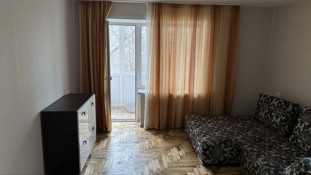 Продам  1-комнатную квартиру, Космос, ул. Европейская, 44