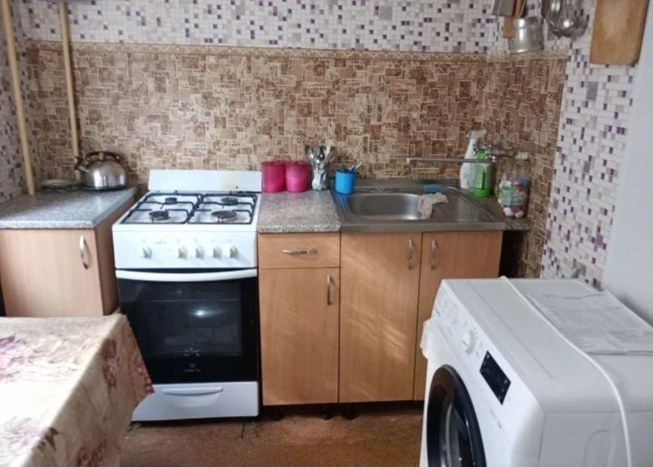 Продам 2х кімнатну квартиру в Космічному р-ні