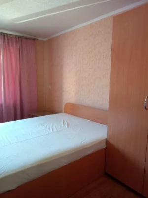 3-х кв. 74 м², 4 пов., розділ.кімн. ТЕРМIНОВО. ТОРГ. з мебля