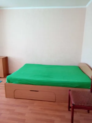 3-х кв. 74 м², 4 пов., розділ.кімн. ТЕРМIНОВО. ТОРГ. з мебля
