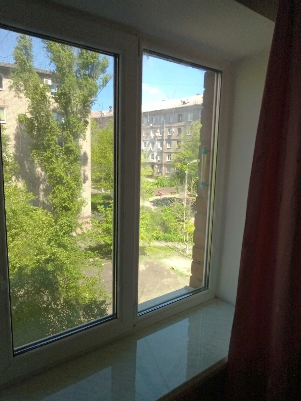 3-х кв. 74 м², 4 пов., розділ.кімн. ТЕРМIНОВО. ТОРГ. з мебля