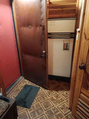 продам 1 ком, квартиру район малого рынка