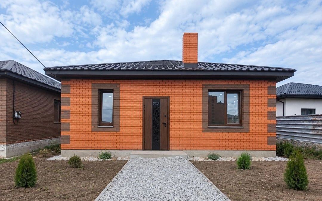 Продаж будинку без комісії | Сучасний ремонт | У місті