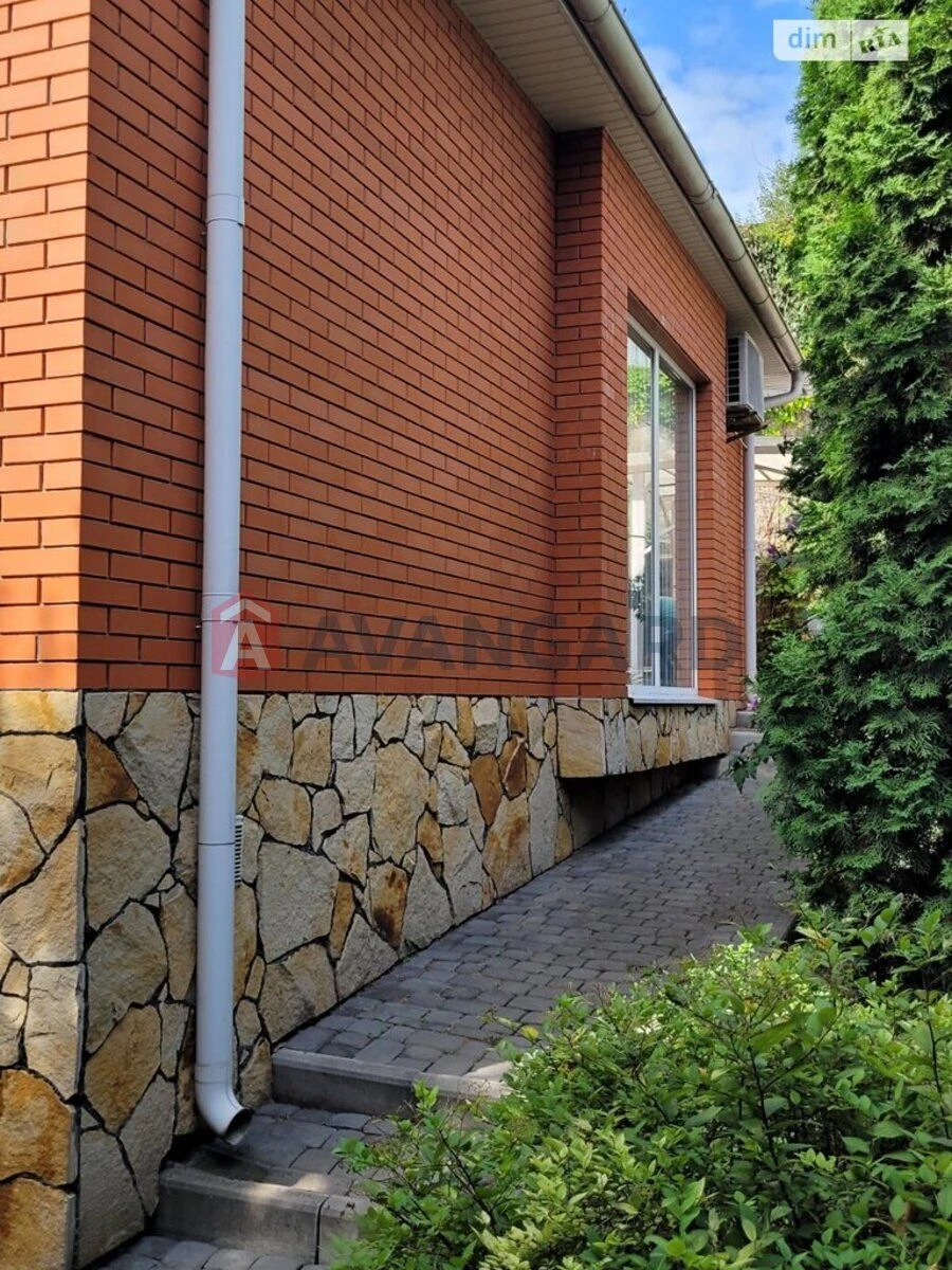 Продаж будинку в центрі міста. БЕЗ КОМІСІЇ ДЛЯ ПОКУПЦЯ!!
