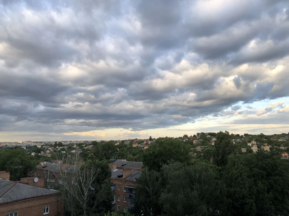 Продам 1-ну квартиру з меблями та побут.технікою.