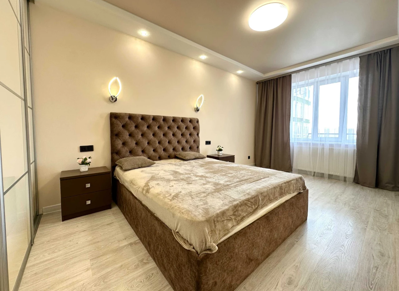 Видова! 1к квартира. 45м2  повністю укомплектована.