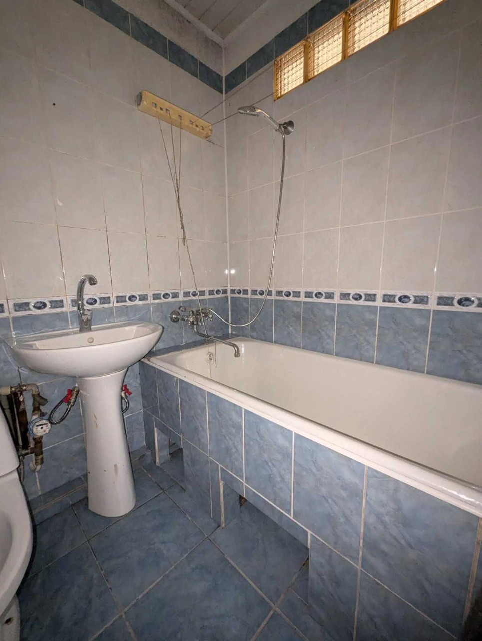Продаж 2-кімнатної квартири по вул. Довга, центральна частин