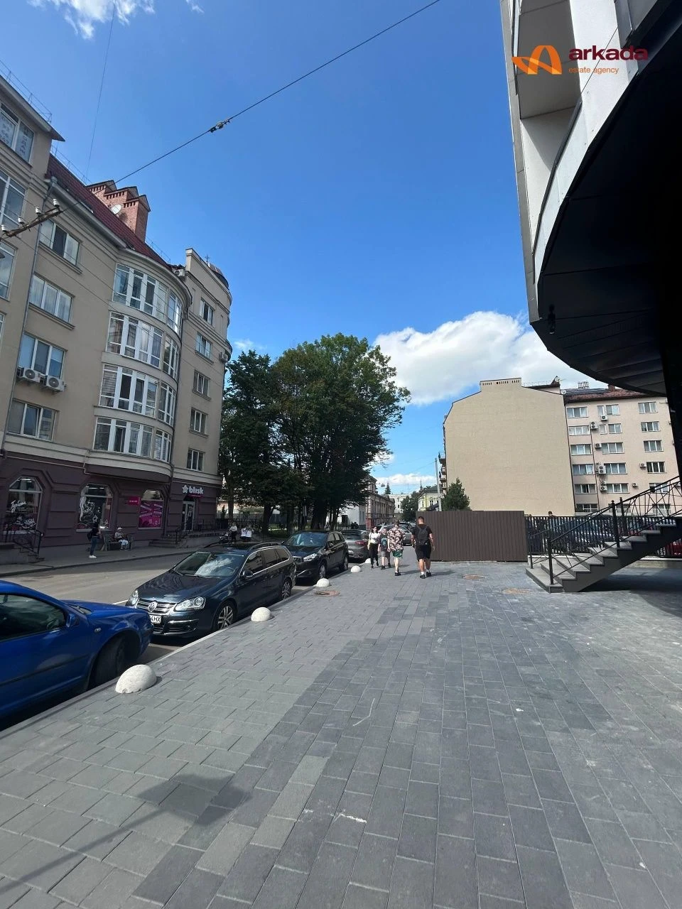Трикімнатна квартира, центр, Чорновола