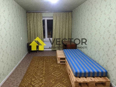 Продаж 2кімнатної квартири на Алмазному. Житловий стан 45м2