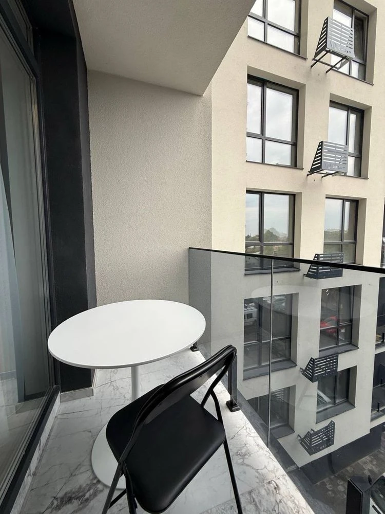 2-кімнатна квартира 57 м² у ЖК Light Home Центр міста