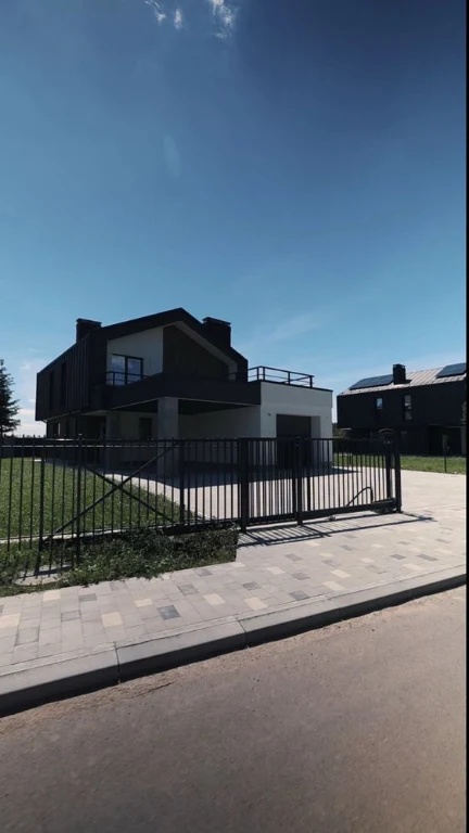 Будинок з 2 терасами — 170 м², 10 соток | Івано-Франківськ