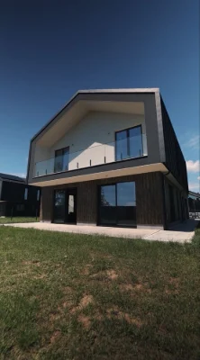 Будинок з 2 терасами — 170 м², 10 соток | Івано-Франківськ