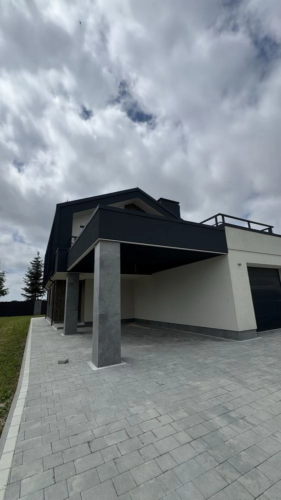 Будинок з 2 терасами — 170 м², 10 соток | Івано-Франківськ