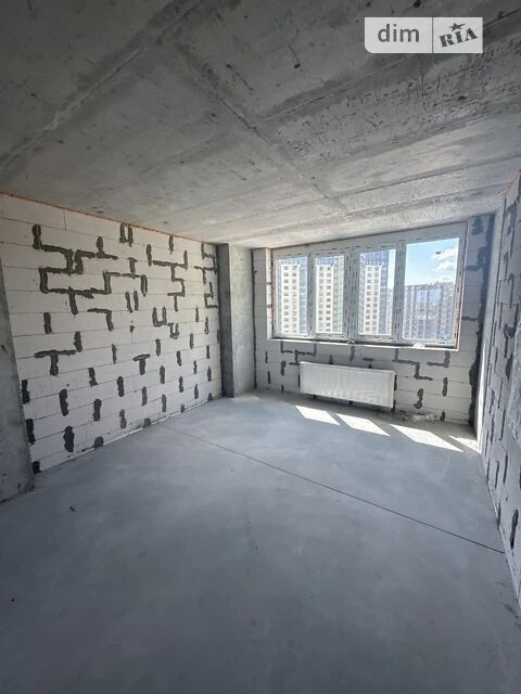 Продаж 1к квартири 56 кв. м на вул. Михайла Максимовича 32В,