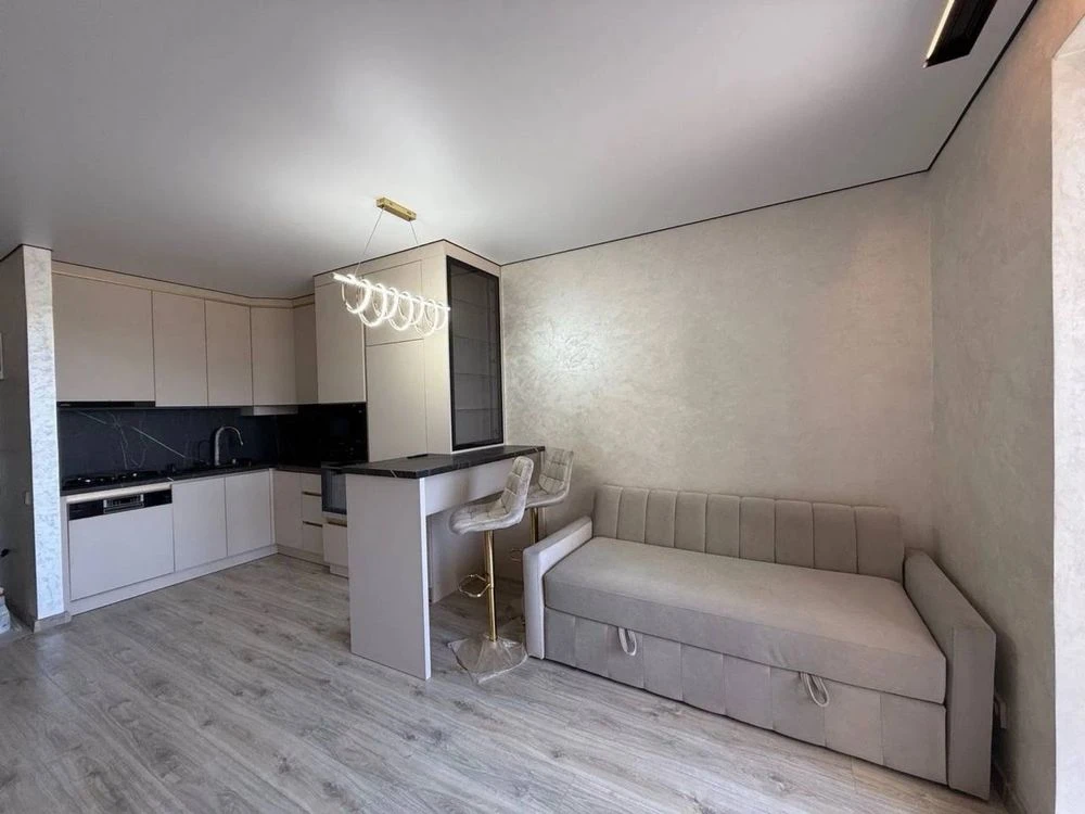Продаж 1,5к квартири / Газ / ЖК Continent West