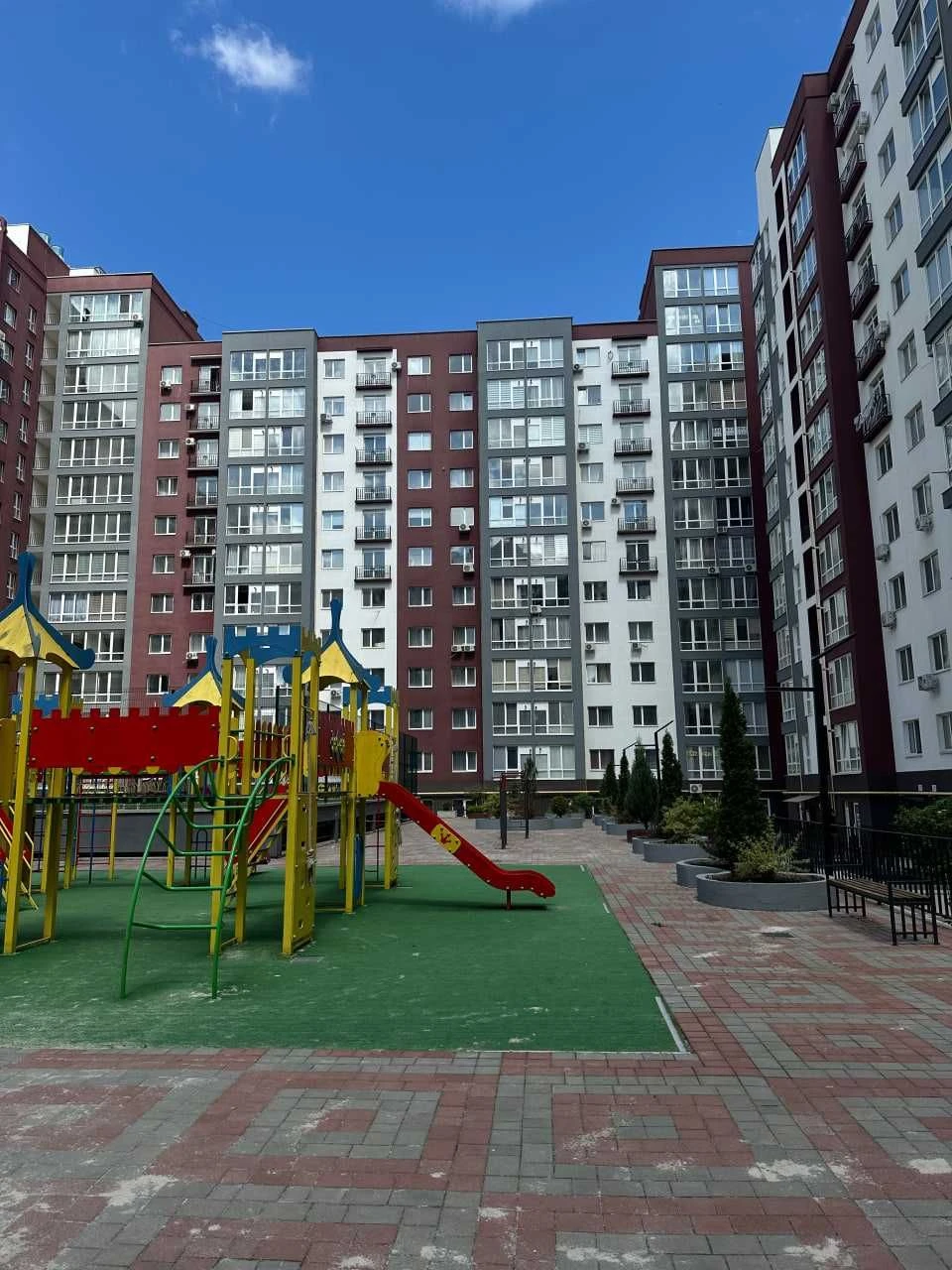Однокімнатна квартира в центрі продаж ЖР Княгинин Галицька В