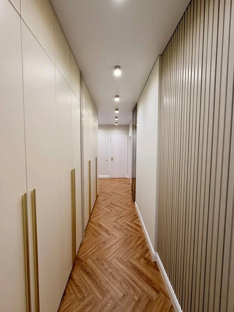 2-кімнатна квартира з дизайнерським ремонтом | ЖК Б4 | 72 м²