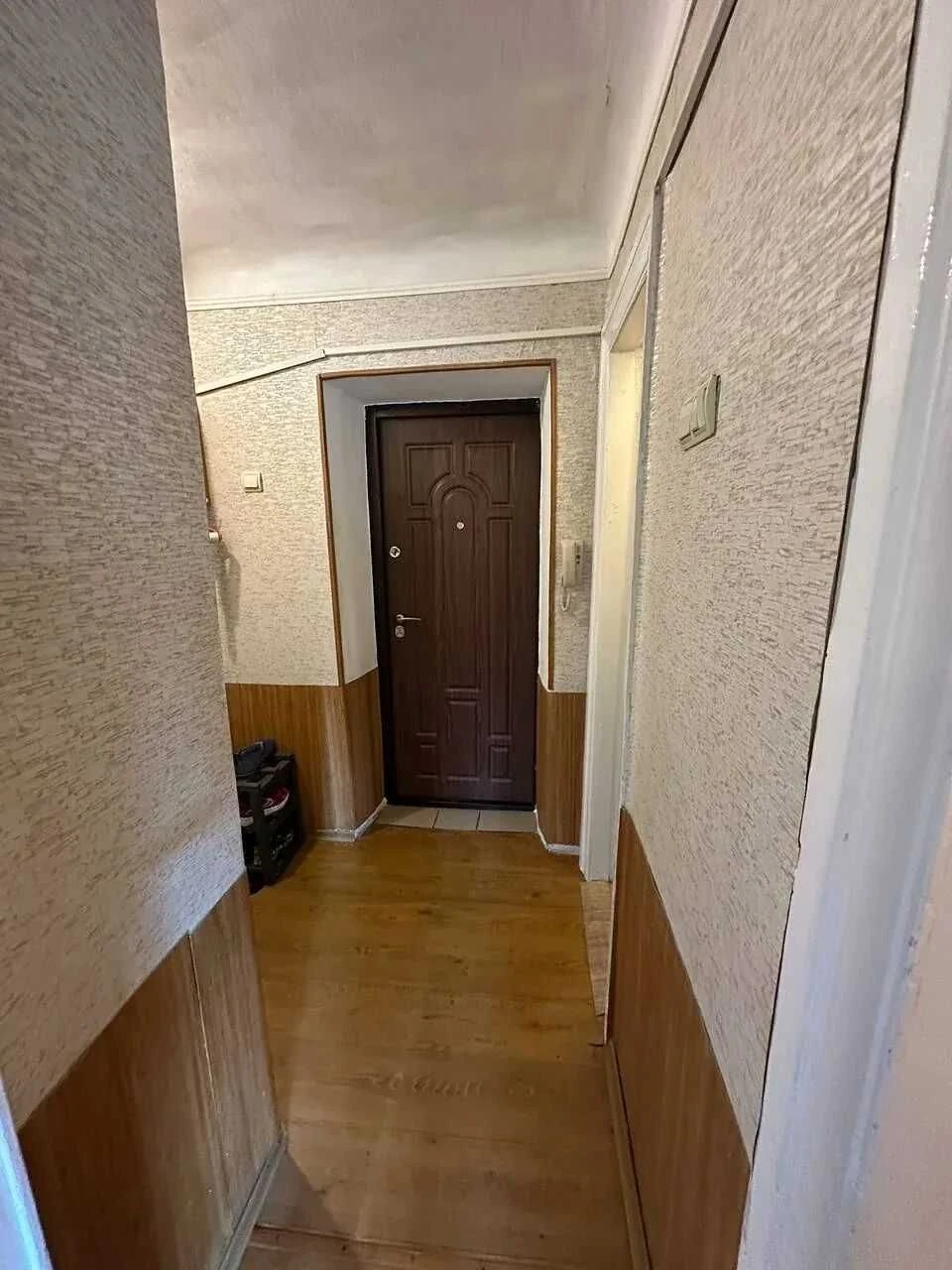 4кімнатна квартира у самому центрі ,цегляний будинок.