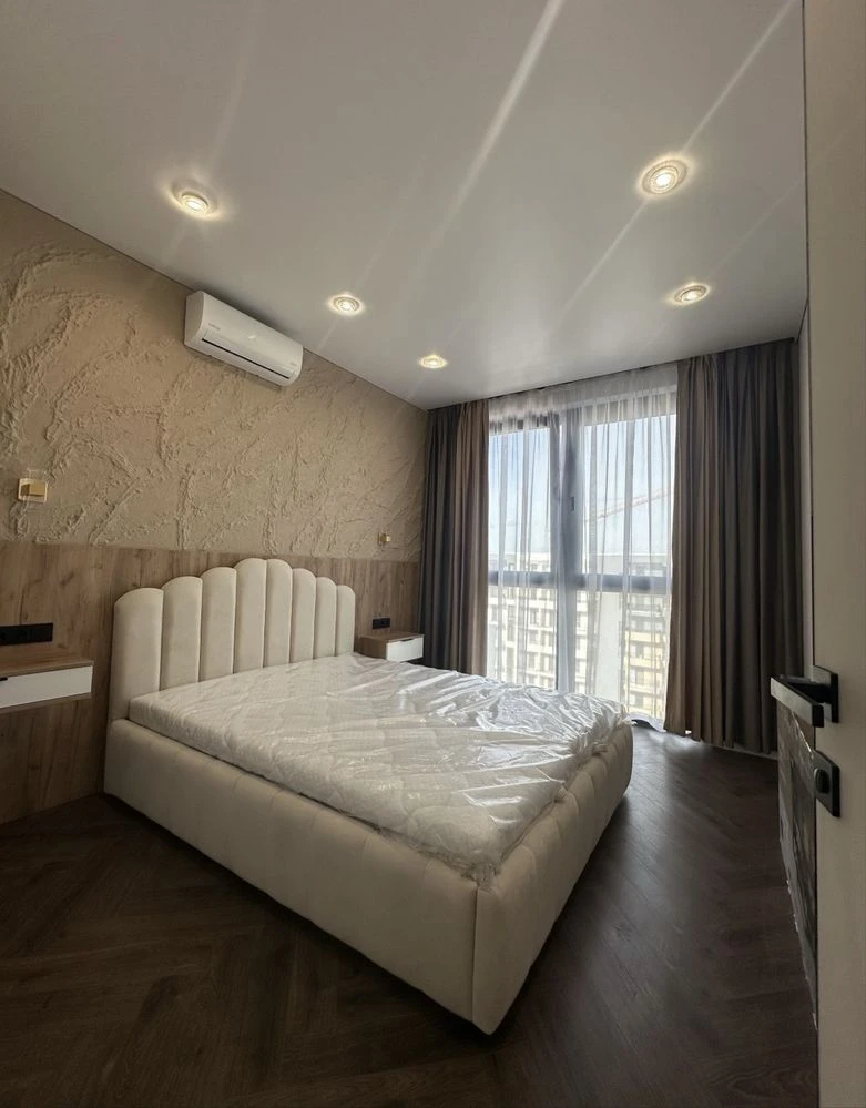 Продаж 2кім квартири жк « ParkLand”,