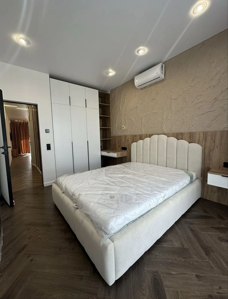 Продаж 2кім квартири жк « ParkLand”,