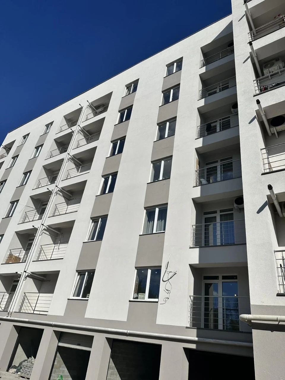 Продається 2 кімн. Кв. Вул. БОГОМОЛЬЦЯ
