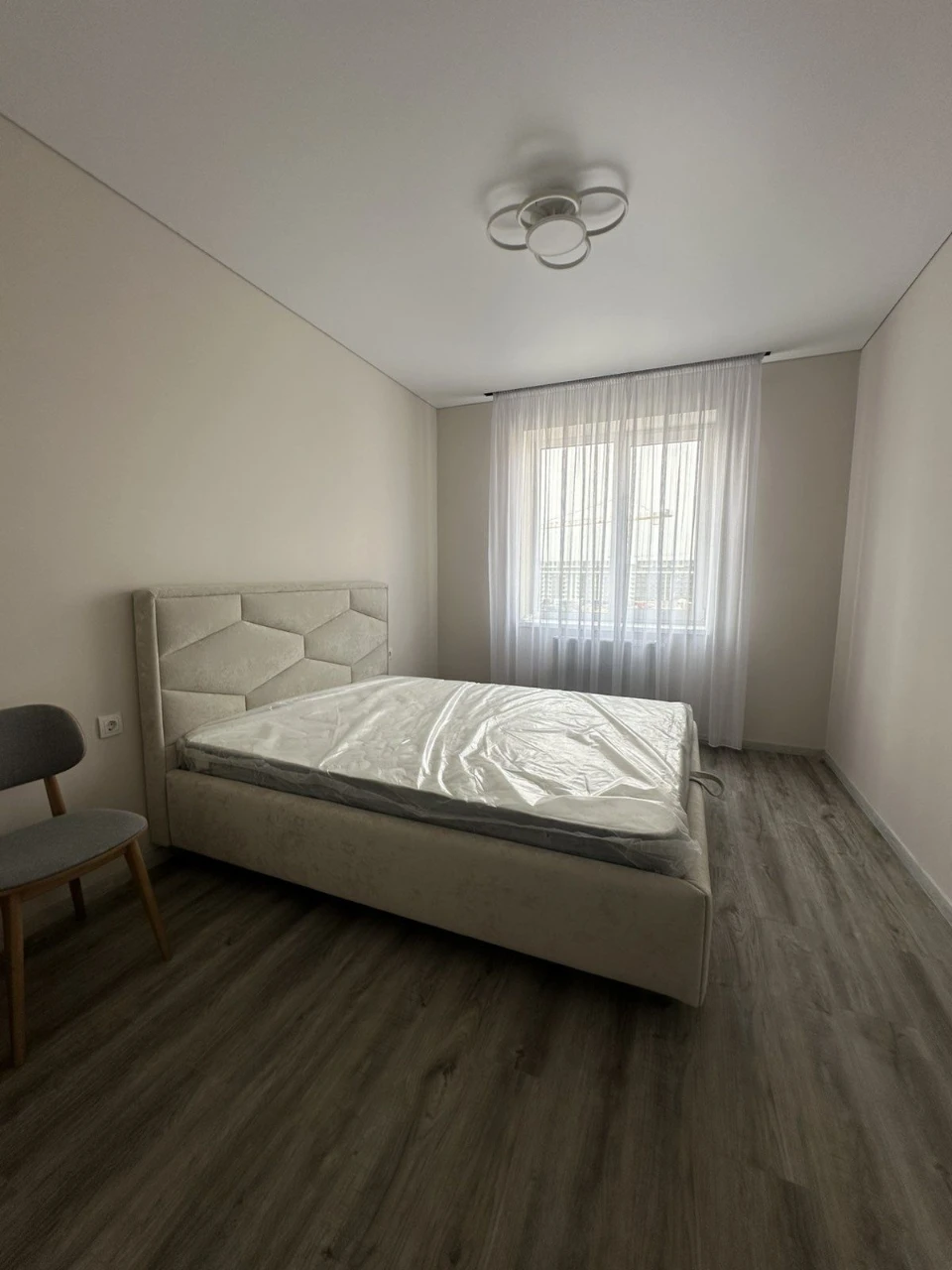 Продається 2 кімн. Кв. Вул. БОГОМОЛЬЦЯ