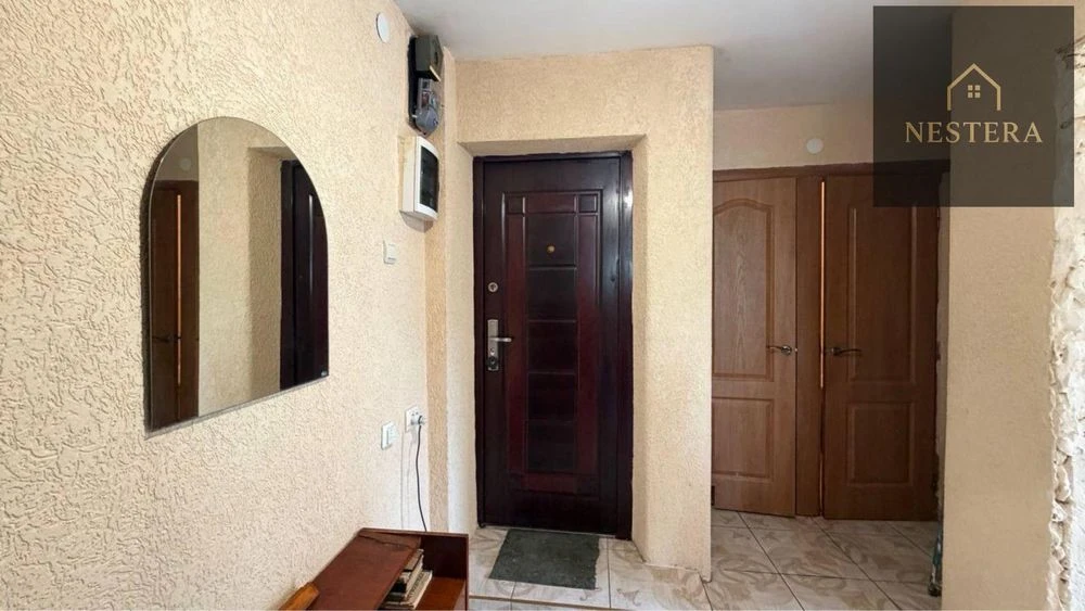 Продаж трикімнатної квартири