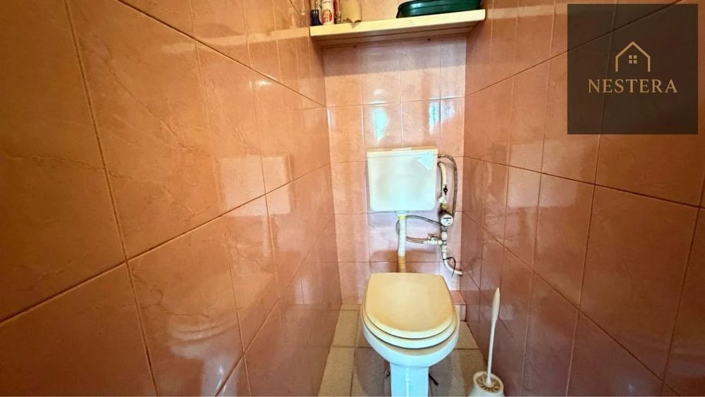 Продаж трикімнатної квартири