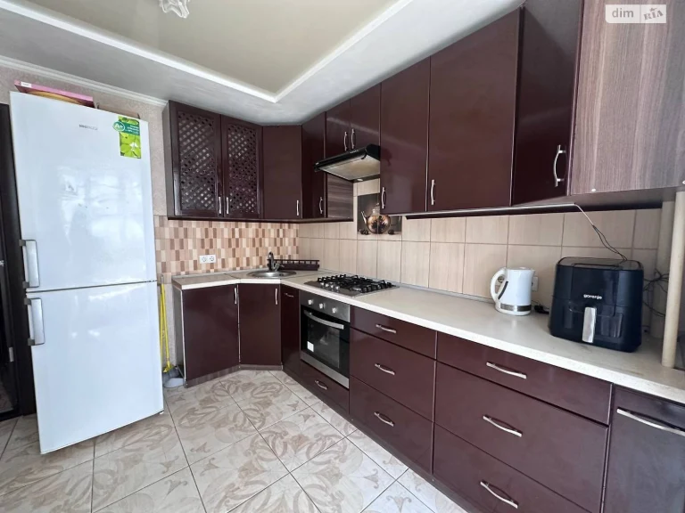 Продаж Квартира Озерна
