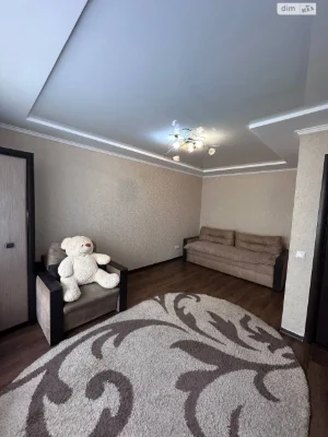 Продаж Квартира Озерна