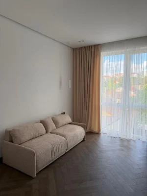 Продаж 2кім квартири / центральна частина