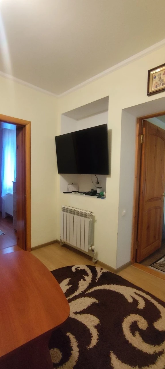 Частина будинку в центрі міста