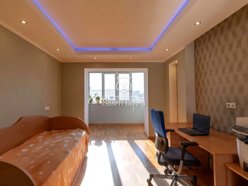 Apartment. Kyiv, Myloslavska Street.