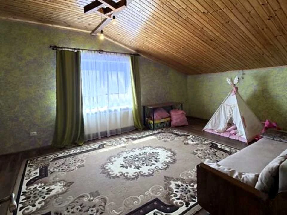 Будинок. Хмельницький, Художня вул.