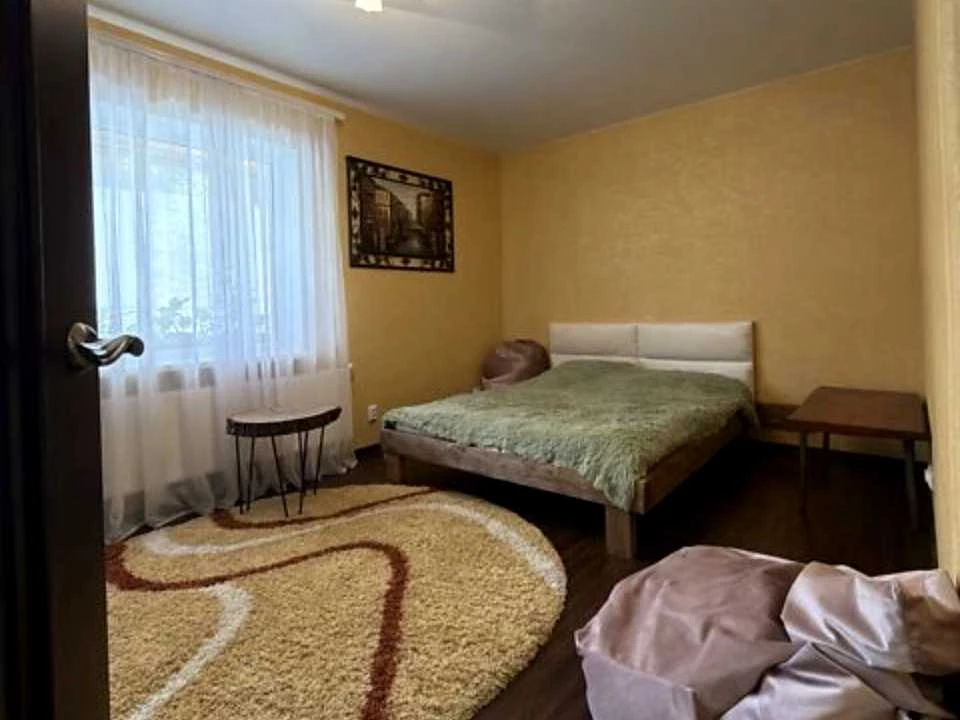 Будинок. Хмельницький, Художня вул.