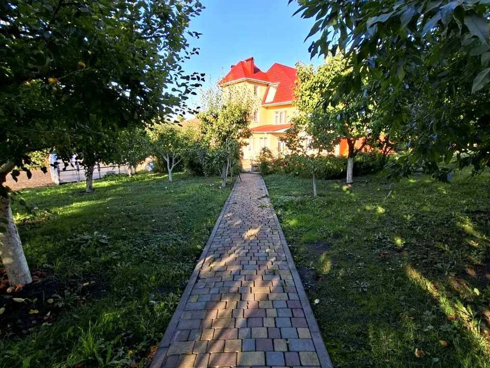 Будинок. Хмельницький, Кармелюка вул.