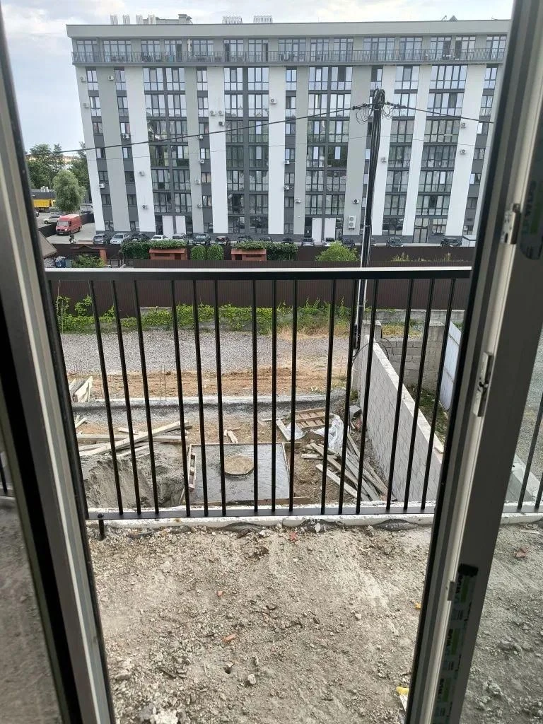 Затишний котедж із великою терасою, район Червениці