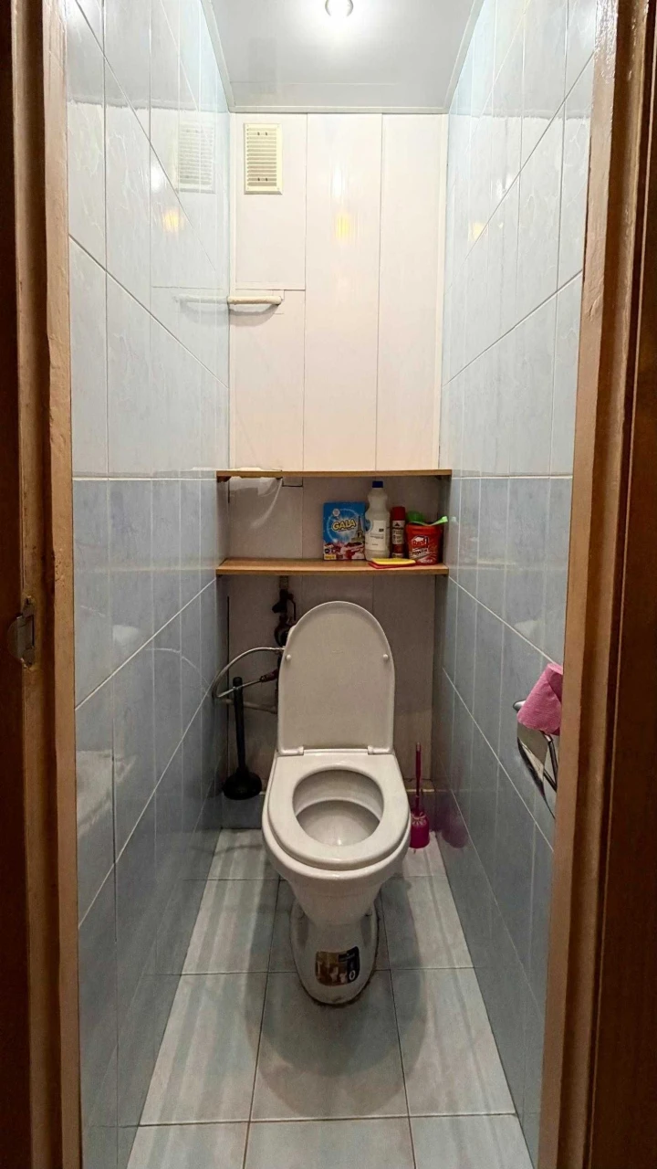 Продам 3-кімнатну квартиру по вул. Михайла Грушевського