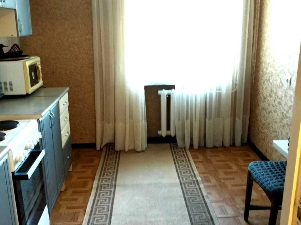 Квартира. Рівне, Романа Шухевича вул.