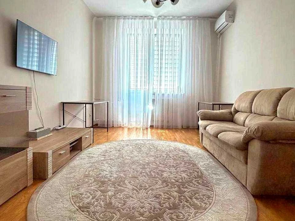 Квартира. Рівне, Соборна вул.