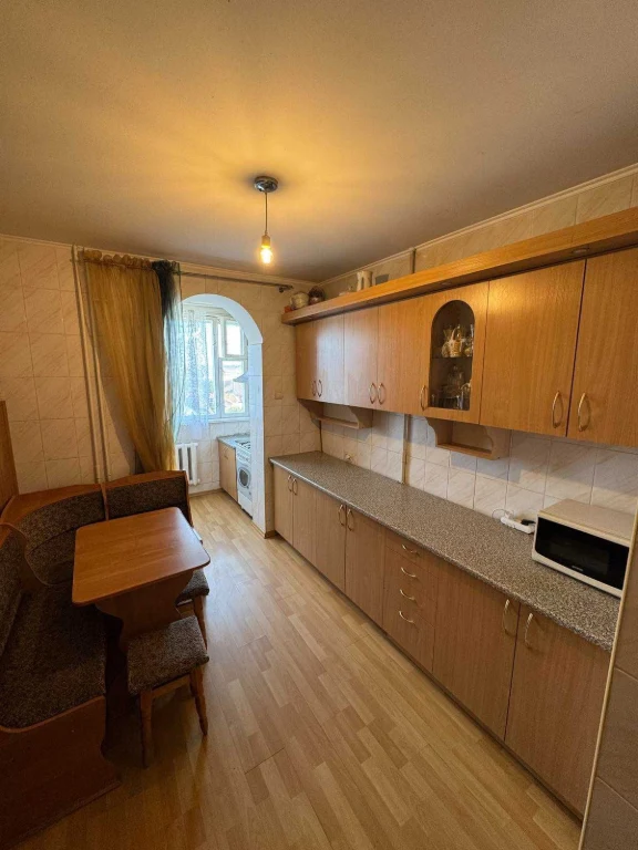 | Продаж 4-кімнатної квартири • 92м² • Буковинська • Гараж у