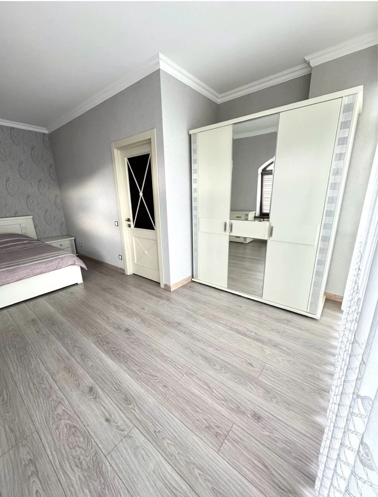 ПРОДАЖ! Укомплектований будинок 195 к.в.м, 9.7 сот, благоуст