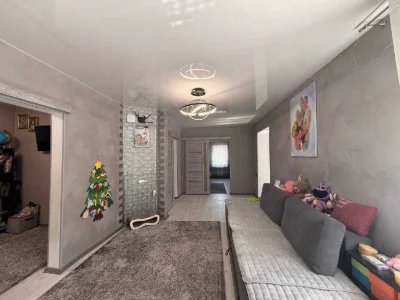 Продаю добротний будинок. Тернівка. Капремонт. Заходь і живи