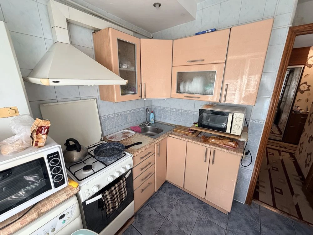 Продаж 2-х кім квартири 5/5 Яхт клуб
