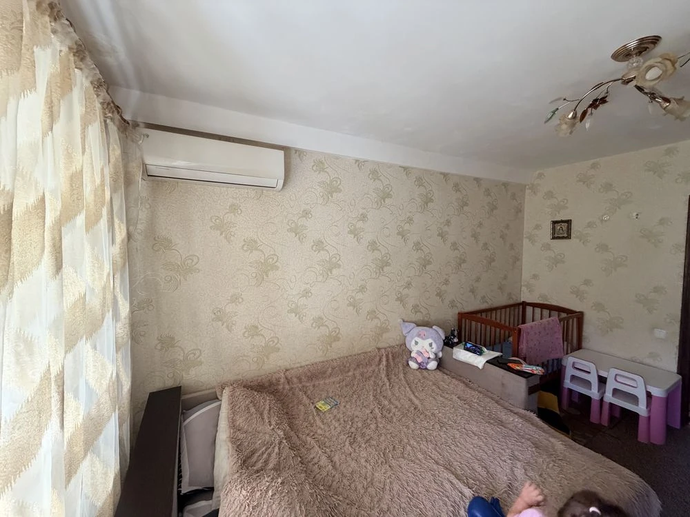 Продаж 2-х кім квартири 5/5 Яхт клуб