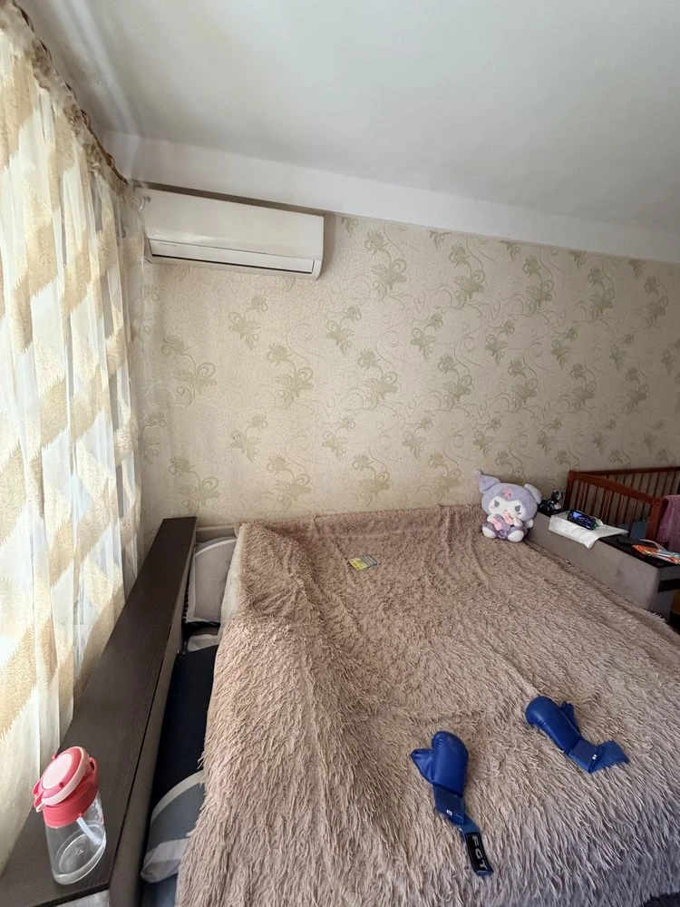 Продаж 2-х кім квартири 5/5 Яхт клуб