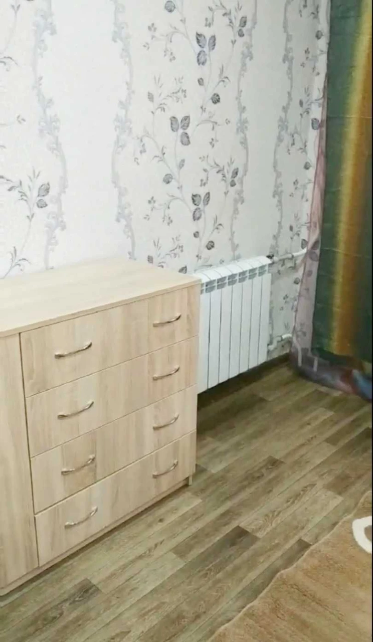 продам 1 кімнатну квартиру вул Гліба Бабіча 1\9 панель 40 м