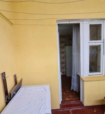продаж 1 кімнатна квартира  3\9 цегла інгульский район ,ПТЗ,