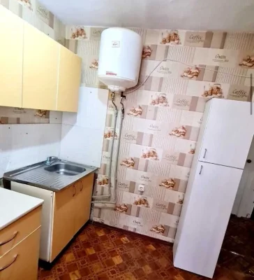 продаж 1 кімнатна квартира  3\9 цегла інгульский район ,ПТЗ,